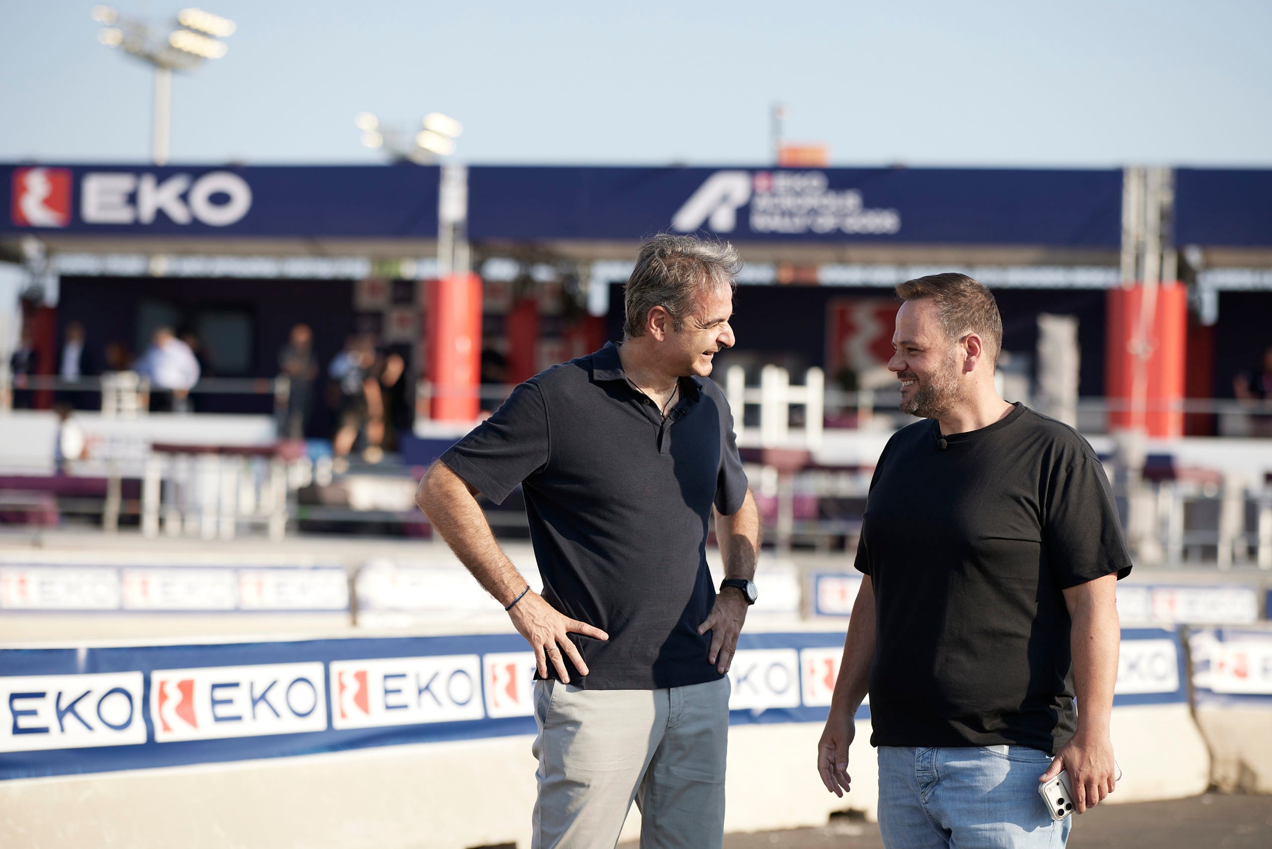 Μητσοτάκης: «Συνοδηγό θα επέλεγα τον Αλέξη Τσίπρα, γιατί έχει κάνει τόσες “πιρουέτες”, που αν οδηγούσα εγώ αποκλείεται να ζαλιζόταν»