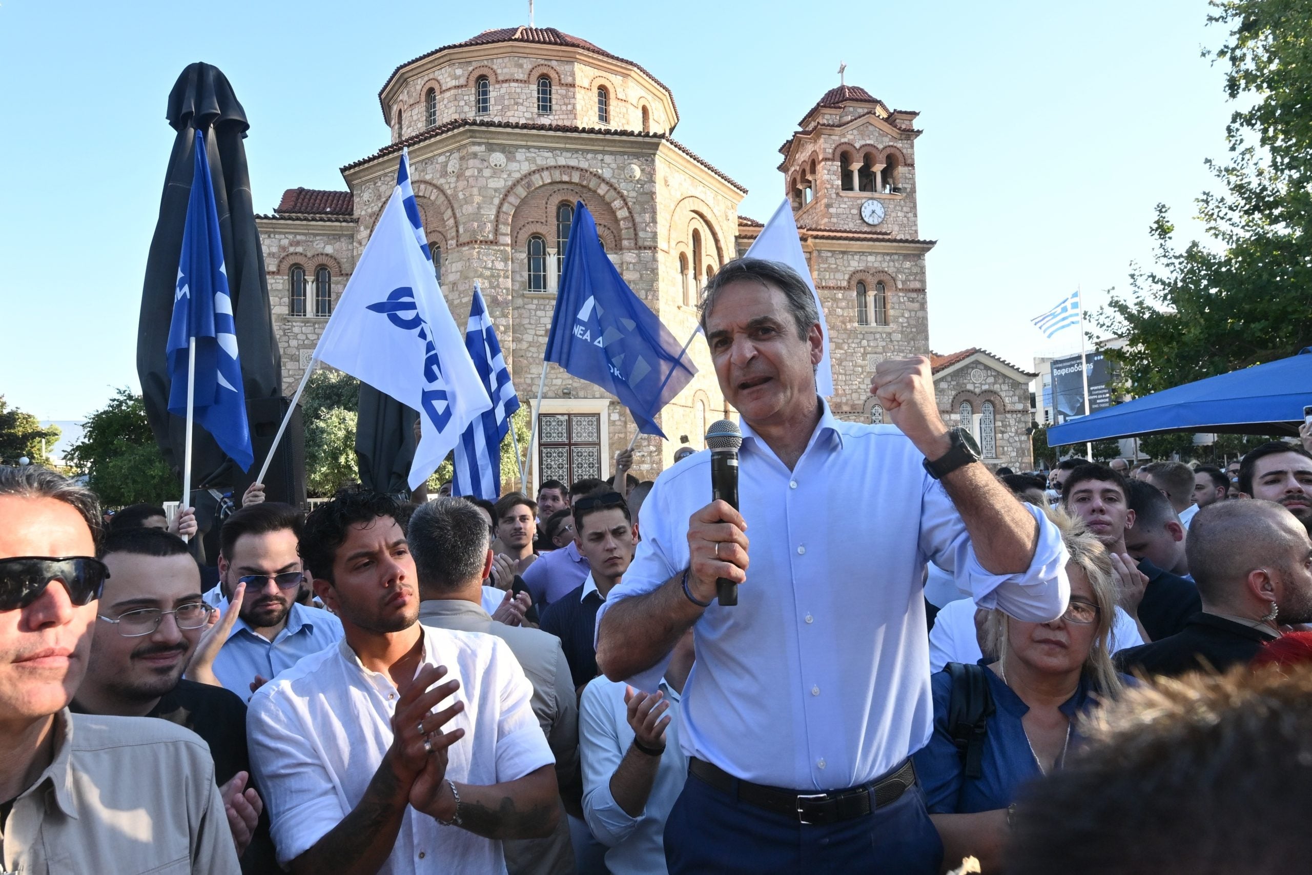 Μητσοτάκης από Αιγάλεω: Αυξήσεις μισθών και στήριξη εισοδήματος η μόνη άμυνα απέναντι στην ακρίβεια