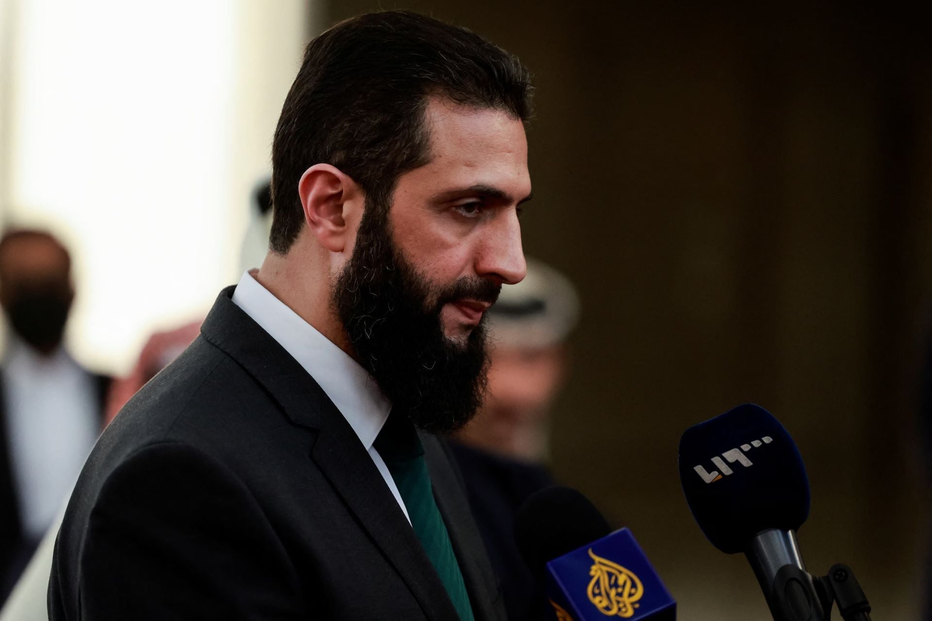 Συρία: Ο Άχμεντ αλ Σάρα διέψευσε στρατιωτική επέμβαση στον Λίβανο