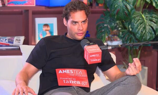 Ανέστης Ευαγγελόπουλος: Άφησε άφωνη την καλεσμένη του – «Μήπως πρέπει να κάνεις λίγο σ…ξ, να καθαρίσει ο εγκέφαλος;»