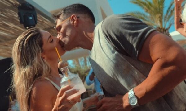 Αθηνά Οικονομάκου – Μπρούνο Τσερέλα: Το νέο μήνυμα της νύφης πριν τον γάμο και οι ευχές που έλαβε