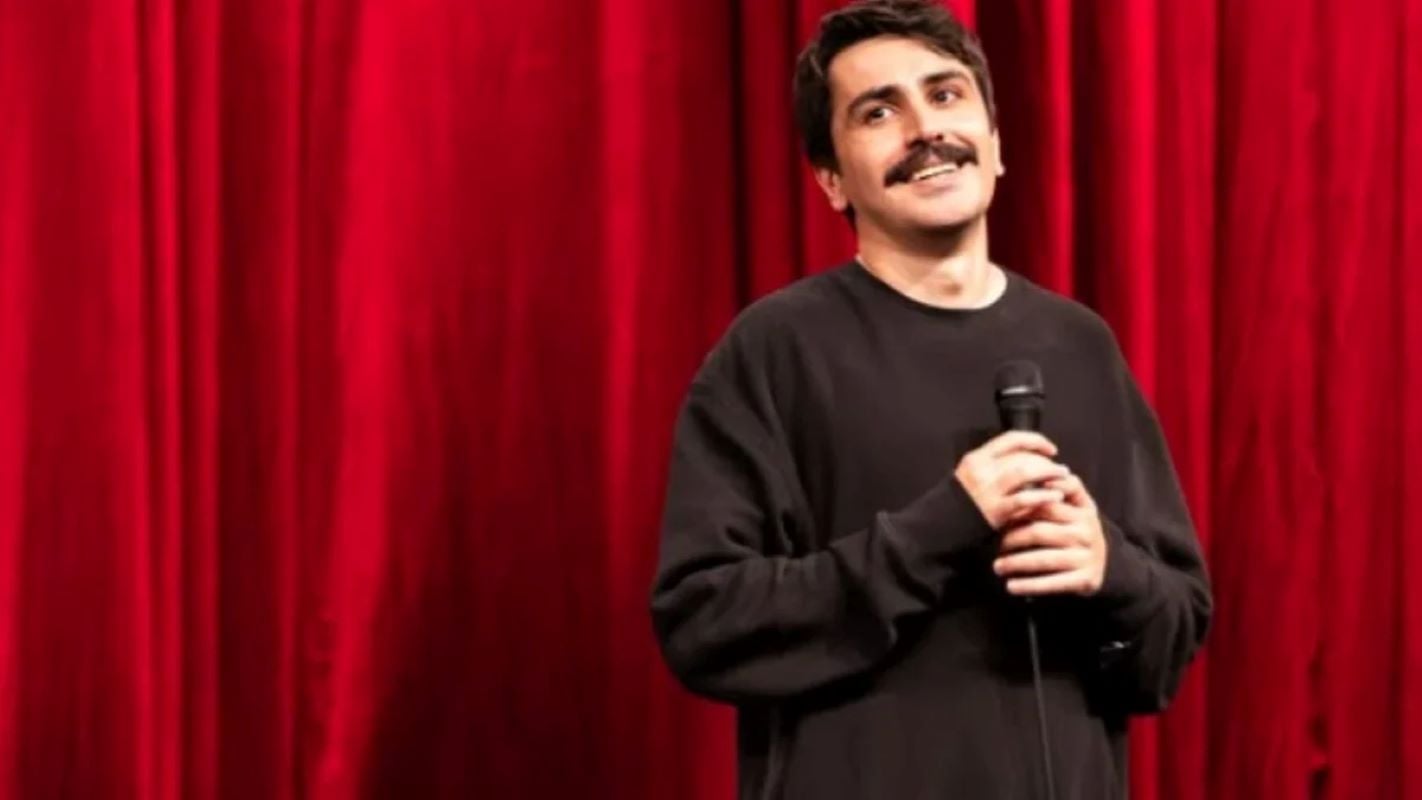 Τουρκία: Δίωξη κατά του κωμικού Ντενίζ Γκιοκτάς για «προσβολή του Ισλάμ» και μπλόκο στο Χ για τη σάτιρα στον Ερντογάν