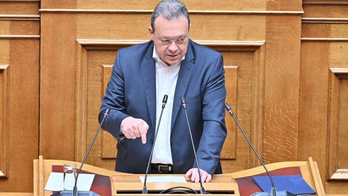 Φάμελλος στην ΠΓ του ΣΥΡΙΖΑ: Ζητώ να σεβαστούν όλα τα στελέχη την απόφαση της ΚΕ και τους δημοκρατικούς κανόνες 1 Φάμελλος στην ΠΓ του ΣΥΡΙΖΑ: Ζητώ να σεβαστούν όλα τα στελέχη την απόφαση της ΚΕ και τους δημοκρατικούς κανόνες
