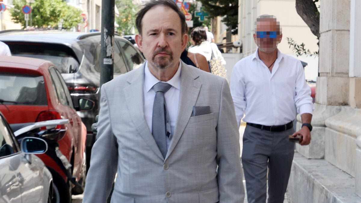 Γιάννης Παπαμιχαήλ: «Μην ακούτε αυτά που γράφουν, εγώ τον πήγα στο νοσοκομείο» – Η κατάστασή του σήμερα