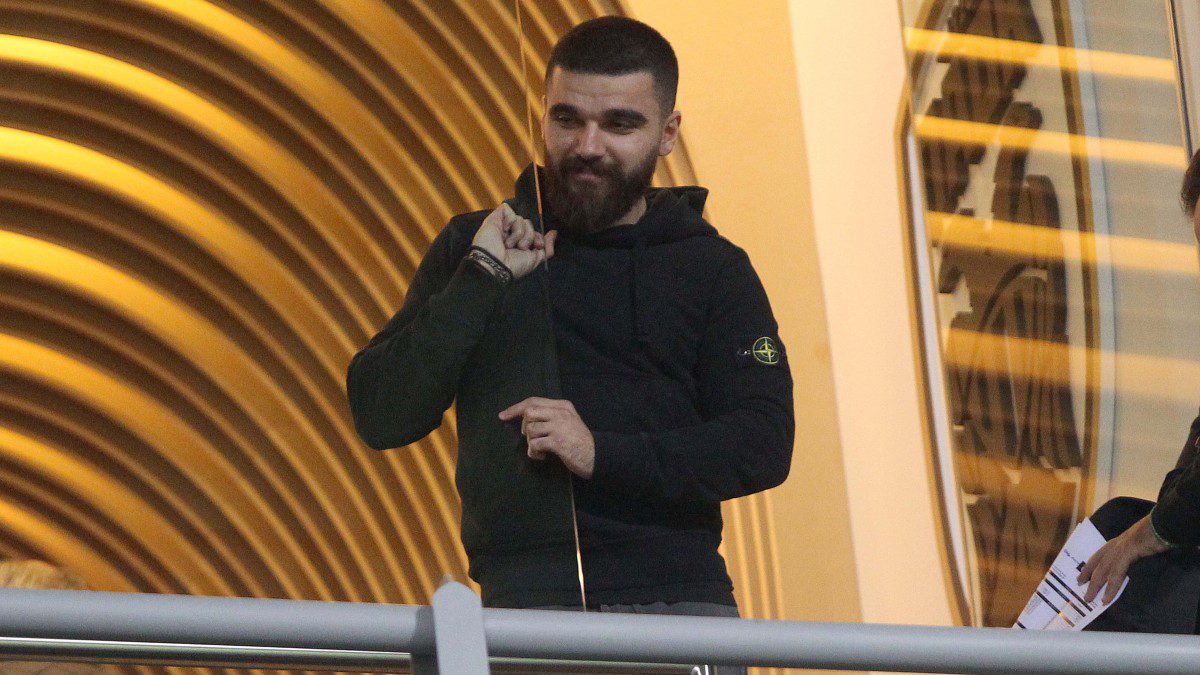 Καταδίκη-βόμβα για τον γιο του Ιβάν Σαββίδη: Ποινή φυλάκισης 4 ετών – Τι συνέβη 3 Καταδίκη-βόμβα για τον γιο του Ιβάν Σαββίδη: Ποινή φυλάκισης 4 ετών – Τι συνέβη