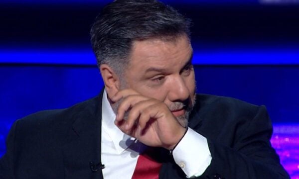Γρηγόρης Αρναούτογλου: Εκεί βρίσκεται τώρα η μητέρα μου