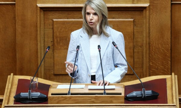 Αποστολάκη: Το Υπουργείο Οικονομικών στην οδό της νόμιμης συμμόρφωσης