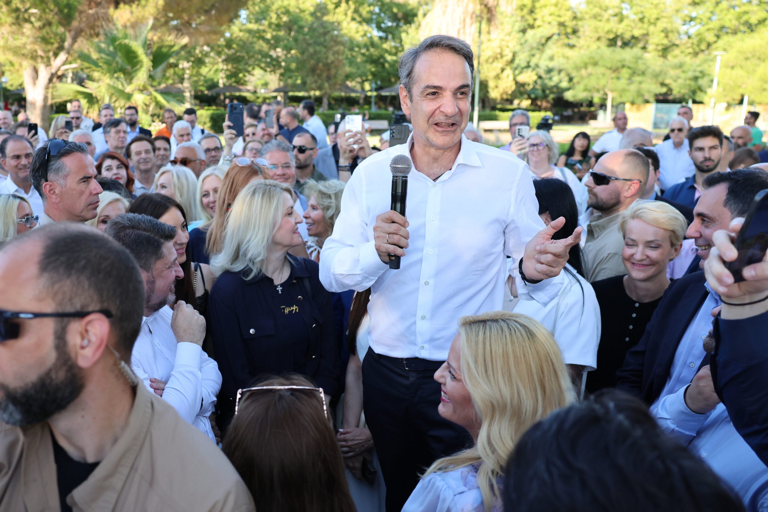Κυριάκος Μητσοτάκης, Βάρη, Βούλα, Βουλιαγμένη