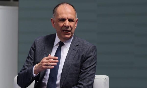 Γεραπετρίτης από Βελιγράδι: Οι ελληνικές προϋποθέσεις για την ευρωπαϊκή πορεία των Δυτικών Βαλκανίων