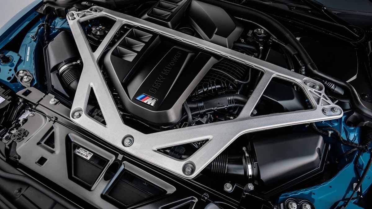 Αλητεία κάθε εποχής. Για το καινούργιο BMW M2 xDrive 16 BMW M3 CS Touring