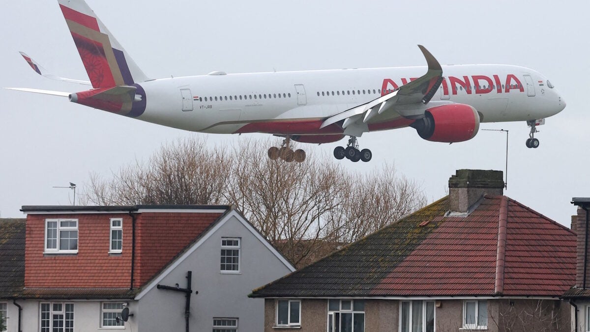 Η Air India εγκαινιάζει εισιτήριο χωρίς γεύμα για μείωση κόστους και απάντηση στον ανταγωνισμό 1 Η Air India εγκαινιάζει εισιτήριο χωρίς γεύμα για μείωση κόστους και απάντηση στον ανταγωνισμό