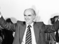 Ανδρέας Παπανδρέου: Ωσεί Παρών – Ένας Μεγάλος Απών με διαρκή Παρουσία Παντού