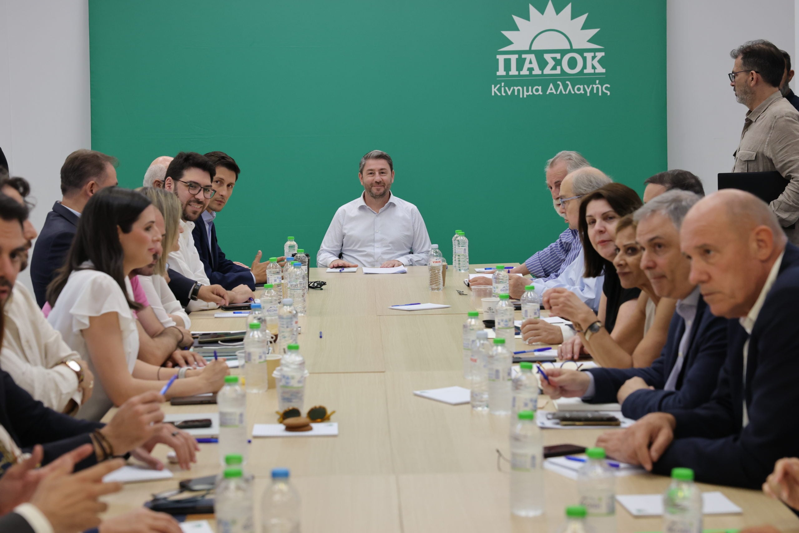 Ανδρουλάκης: Το ΠΑΣΟΚ δεν θα είναι κομπάρσος, οι αποφάσεις του συνεδρίου είναι χαραγμένες σε πέτρα – Το μήνυμα μετά τις δηλώσεις Δούκα