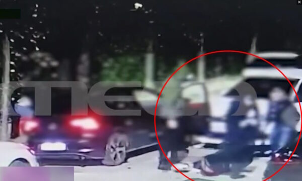 Βίντεο ντοκουμέντο από τον ξυλοδαρμό νεαρών από μέλη της συμμορίας των βορείων προαστίων – Διάλογοι «φωτιά» μεταξύ μαθητών και των ανήλικων «βαρόνων»