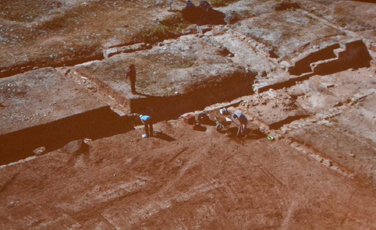 Αρχαιολογικά ευρήματα στη Μίεζα, όπου εκπαιδεύτηκε ο Μέγας Αλέξανδρος από τον Αριστοτέλη