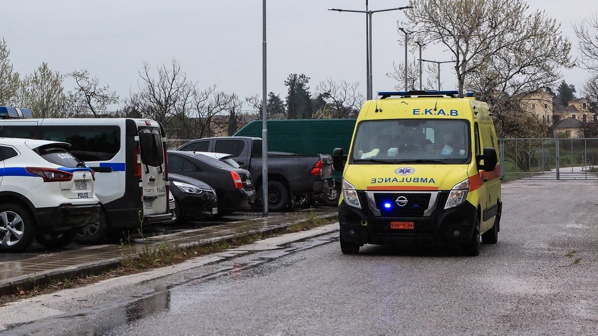 Αγία Παρασκευή: Οδηγός παρέσυρε και σκότωσε πεζή 1 Αγία Παρασκευή: Οδηγός παρέσυρε και σκότωσε πεζή