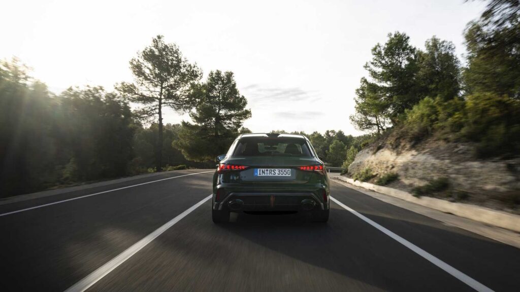 To συλλεκτικό Audi RS 3 Competition Limited ήρθε Ελλάδα 15 Audi RS 3 Competition Limited