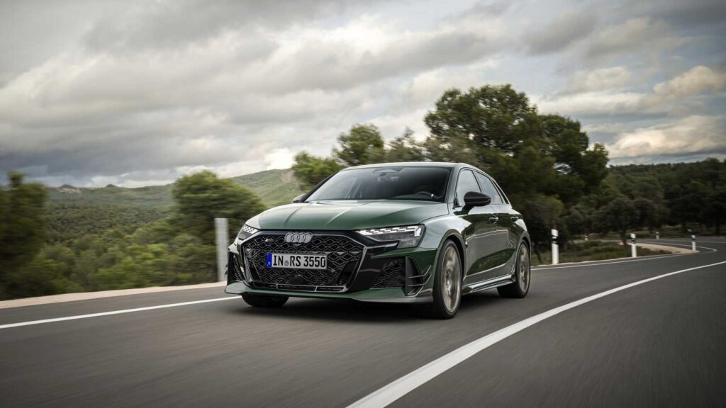 To συλλεκτικό Audi RS 3 Competition Limited ήρθε Ελλάδα 18 Audi RS 3 Competition Limited