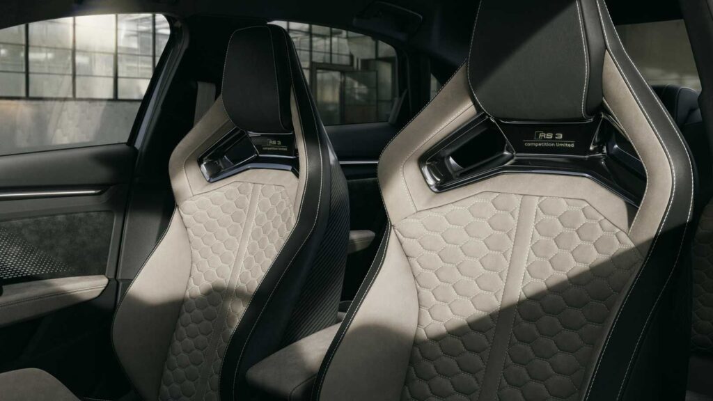 To συλλεκτικό Audi RS 3 Competition Limited ήρθε Ελλάδα 17 Audi RS 3 Competition Limited