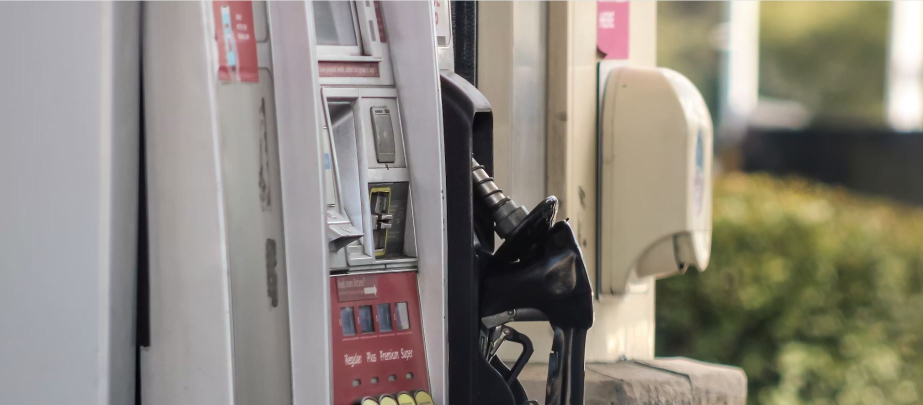 Βενζίνη: Πότε η τιμή της στη χώρα μας θα φτάσει σε επίπεδα προ πολέμου