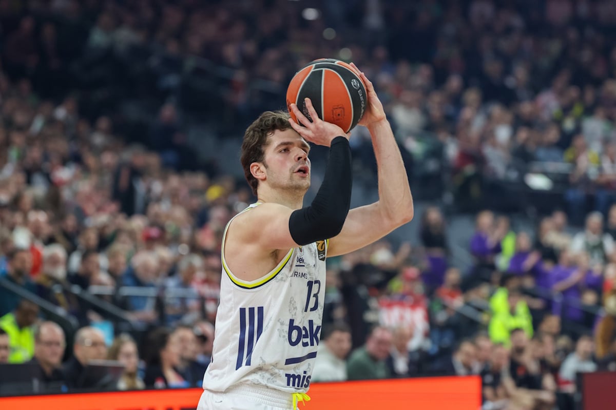 Μπεσίκτας – Φενέρμπαχτσε 75-77: Η Φενέρμπαχτσε πρωταθλήτρια Τουρκίας με τρίποντο του Μπιμπέροβιτς 1,9” πριν τη λήξη
