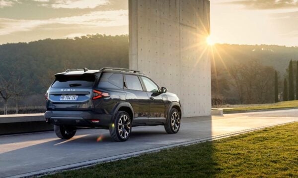 Dacia Your Way: Απόκτησε το νέο Dacia με τον τρόπο που σου ταιριάζει