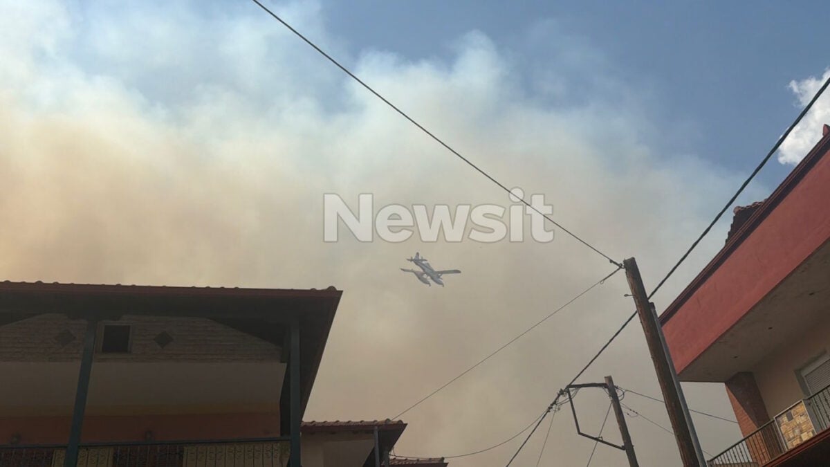 Φωτιά στο Δερβένι Ωραιοκάστρου: Ένας νεκρός και «βροχή» μηνυμάτων του 112 – Ένας εγκαυματίας στο Ιπποκράτειο