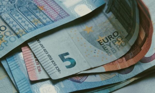 Δάνεια νόμου Κατσέλη: Σε άμεση ισχύ οι μειώσεις δόσεων για τους δικαιούχους