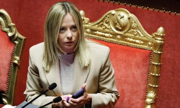Μελόνι: Οι διμερείς σχέσεις με τις Ηνωμένες Πολιτείες πρέπει να επανέλθουν σε συνθήκες ομαλότητας