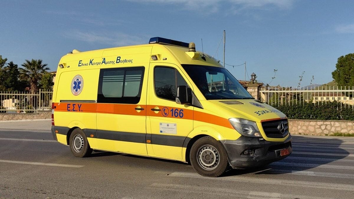 Μάριος Θεμιστοκλέους: Το ΕΚΑΒ ενισχύεται τους επόμενους μήνες με επιπλέον 250 νέα ασθενοφόρα 1 Μάριος Θεμιστοκλέους: Το ΕΚΑΒ ενισχύεται τους επόμενους μήνες με επιπλέον 250 νέα ασθενοφόρα
