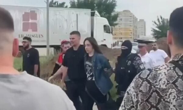 Ρωσία: Επίθεση με μαχαίρι σε εμπορικό κέντρο στο Κρασνοντάρ – Μία νεκρή και πολλοί τραυματίες