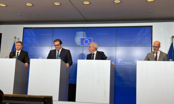 Πιερρακάκης συζητά με Eurogroup την ενεργειακή ρήτρα διαφυγής