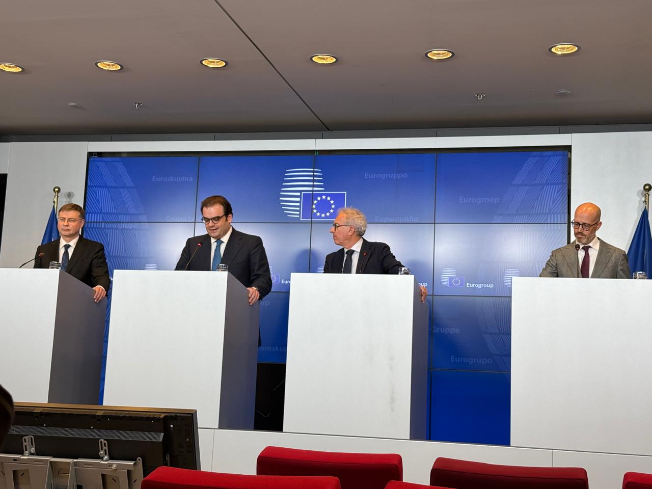 Πιερρακάκης συζητά με Eurogroup την ενεργειακή ρήτρα διαφυγής