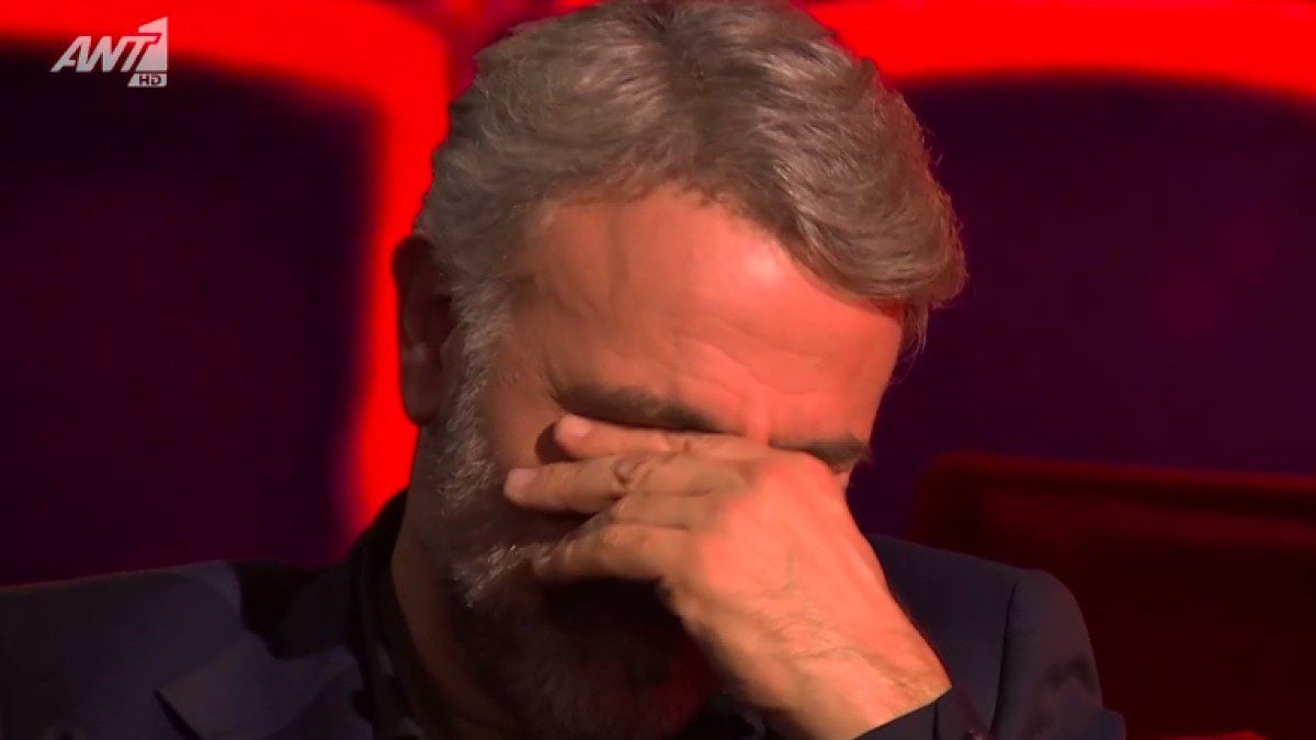 Φάνης Μουρατίδης κατέρρευσε στο πλατό του Moments: Τι συνέβη που τον έκανε να «λυγίσει» (Βίντεο)