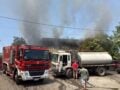 Φωτιά στο Αιγάλεω: Αναζωπύρωση και νέα κινητοποίηση – Διακοπή κυκλοφορίας στην Ορφέως