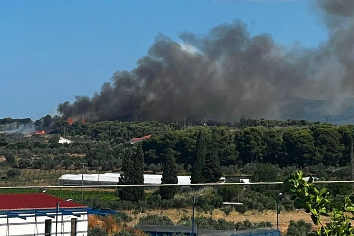 Φωτιά στην Κυρά Βρύση στον Ισθμό της Κορίνθου