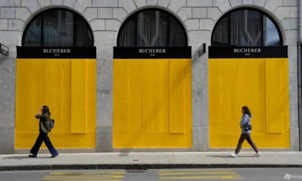 «Αστακός» η Γενεύη για τη Σύνοδο των G7 – 50.000 οι διαδηλωτές