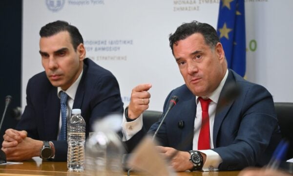 Άδωνις Γεωργιάδης: Η λειτουργία των δωρεάν απογευματινών χειρουργείων μείωσε τη λίστα αναμονής κατά 98%
