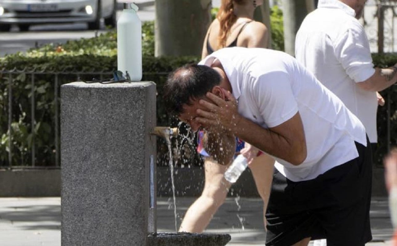 Καύσωνας στη Γερμανία: Νεκρό 6χρονο αγόρι σε λίμνη – Ιστορικό ρεκόρ ζέστης, προβλήματα στις μεταφορές
