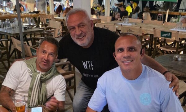 O Τζιοβάνι επέστρεψε στην Ελλάδα και είδε το Βραζιλία – Μαρόκο με τον Λουτσιάνο