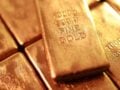 Η Goldman Sachs «κόβει» κατά 500 δολάρια την τιμή-στόχο του χρυσού, βλέπει αυξήσεις επιτοκίων από τη Fed
