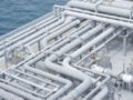 ΜΟΤΟΡ ΟΪΛ και AKTOR σε συζητήσεις για το FSRU, χωρίς οριστική συμφωνία – Τι ισχύει για ΗΛΕΚΤΩΡ και THALIS