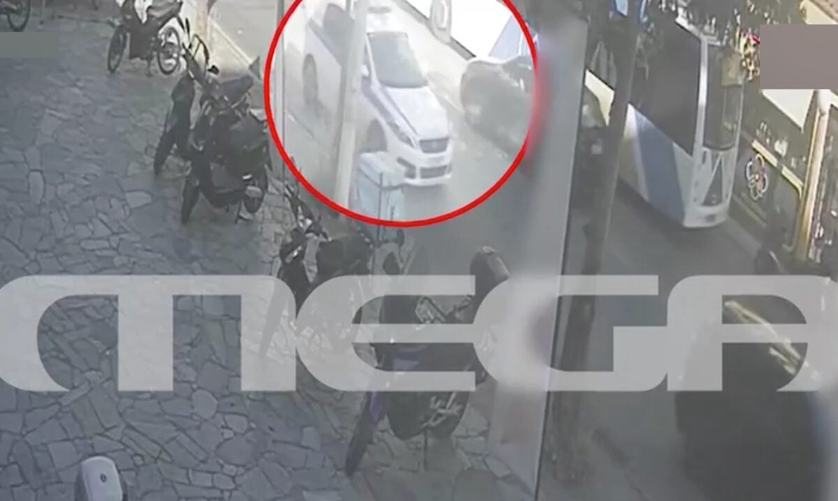 Ίλιον: Βίαιος ξυλοδαρμός οδηγού λεωφορείου μετά από σύγκρουση με μηχανή – «Κατέβηκα και άρχισε να με χτυπά»