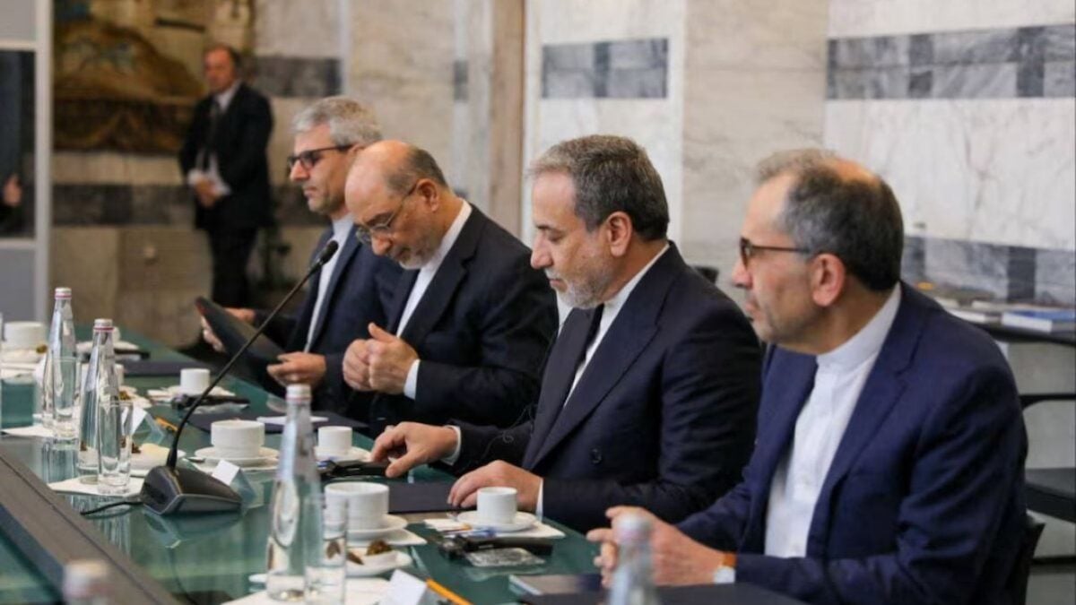 ΗΠΑ-Ιράν: Την Παρασκευή στην Ελβετία οι πρώτες συνομιλίες για την εφαρμογή της συμφωνίας 1 ΗΠΑ-Ιράν: Την Παρασκευή στην Ελβετία οι πρώτες συνομιλίες για την εφαρμογή της συμφωνίας
