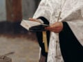 Λάρισα: Ιερέας έπεσε στο κενό από σκεπή εκκλησίας – Νοσηλεύεται με κατάγματα σε αυχένα, θώρακα και άκρα