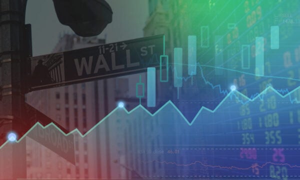 Wall Street: Με μικτά πρόσημα έκλεισαν οι βασικοί δείκτες χωρίς σαφή κατεύθυνση