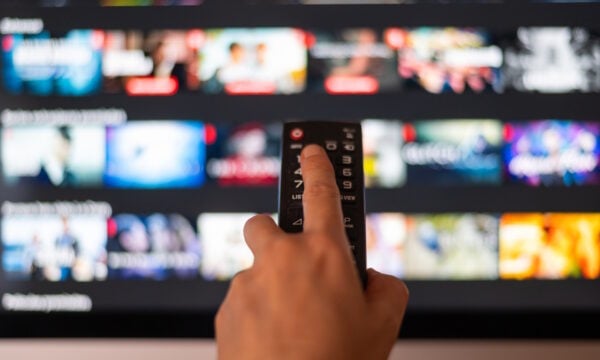 Συμμορία πειρατικής τηλεόρασης: Οι 80.000 συνδρομητές της παράνομης υπηρεσίας, τα οχήματα και τα πελατολόγια