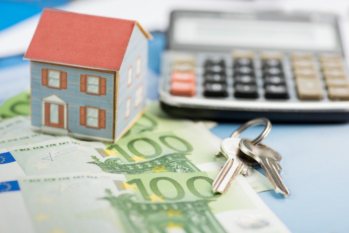 Servicers για δάνεια Κατσέλη: Ζήτημα με τη διάρκεια της περιόδου εκτοκισμού