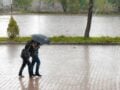 Καιρός σήμερα: 33άρια στη θερμοκρασία, βροχές και καταιγίδες σε Αττική και Θεσσαλονίκη