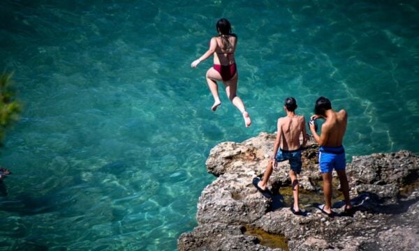Καιρός αύριο: Υψηλές θερμοκρασίες και 8 μποφόρ στο Αιγαίο
